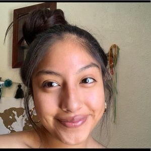 Meet your Posher, Sofia